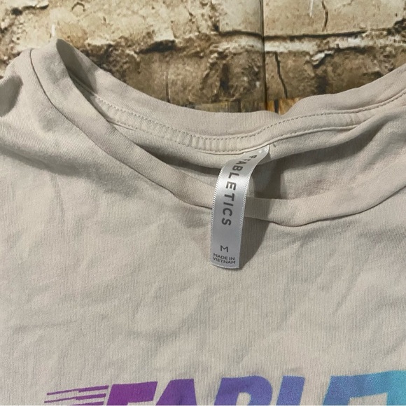 Fabletics White Purple Graphic R&R Short Sleeve T Shirt - Picture 3 of 3